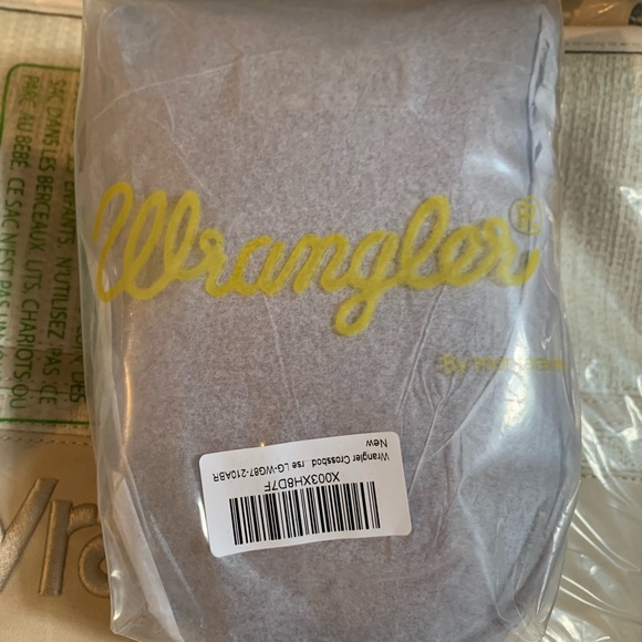 Wrangler Western Boho Crossbody Sling Bag for Women with Strap - Picture 8 of 8